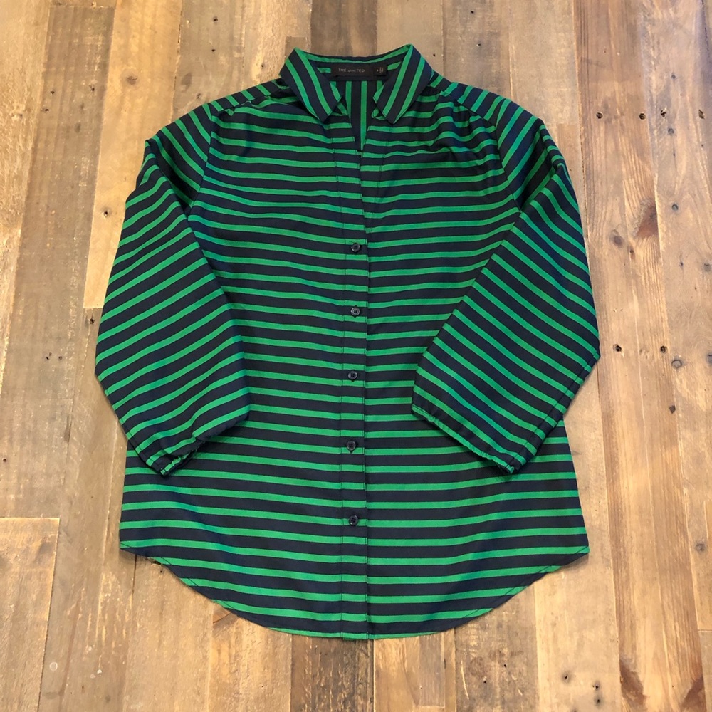 Polished striped 3/4 length The Limited blouse
